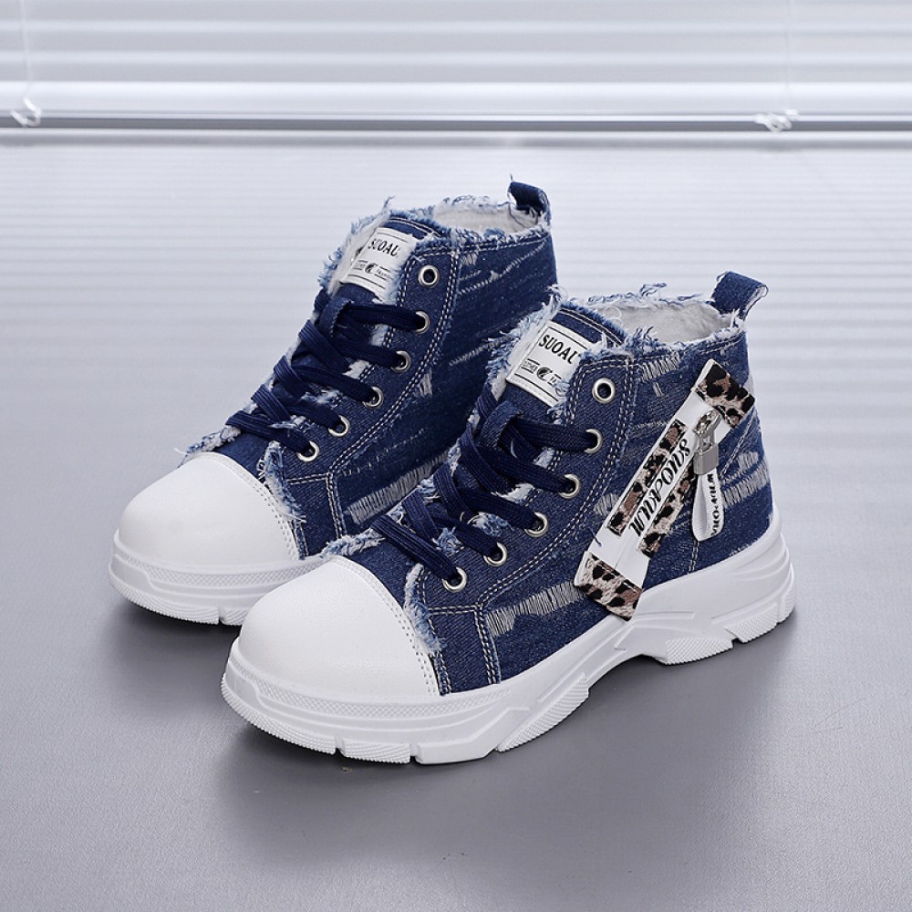 Women'S Chunky Platform Sneakers - Lace-Up High-Top Shoes with Non-Slip Rubber Sole, All-Season Casual Shoes for Everyday & Formal Outfits - Durable Canvas Upper & Cushioned Insole - Easy-Clean White Shoes for Women, Ladies Sneakers, Versatile Footwear, Trendy Footwear, Comfortable Fit, Fashionconscious Buyers, Streetwear Style, Breathable Fabric, Fashionconscious Women, Shoe For Women, Sneaker For Women